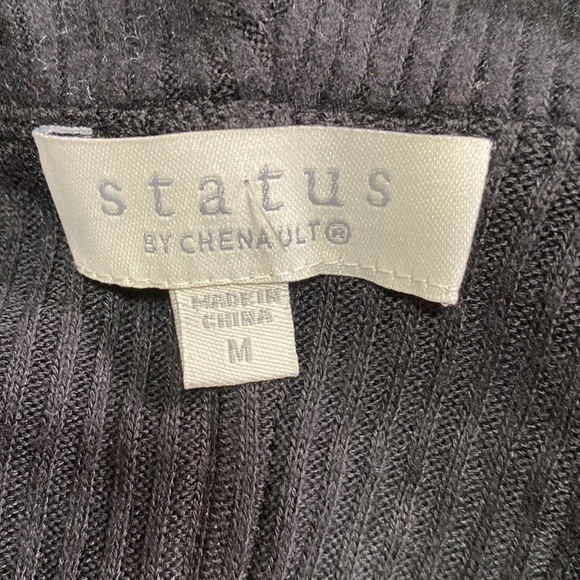 Status by Chenault Black Slit Side Rib Turtleneck Top - Picture 7 of 9